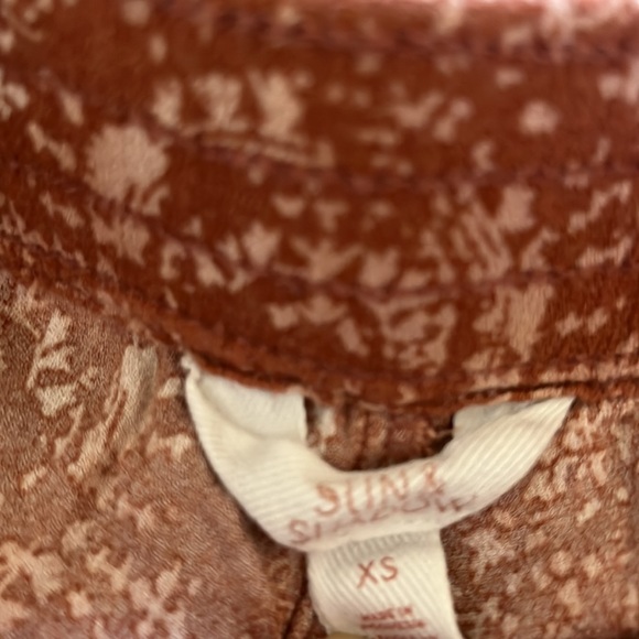 Sun & Shadow Pull On Shorts with Elasticized Waist - Picture 5 of 6